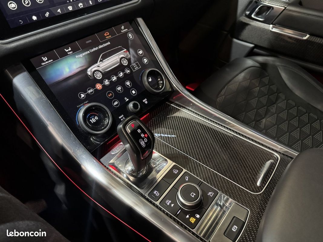 Land Rover Range Rover Sport (2) V8 5.0 575ch SVR Toit Ouvrant CARBONE Phase 2 (image 22)