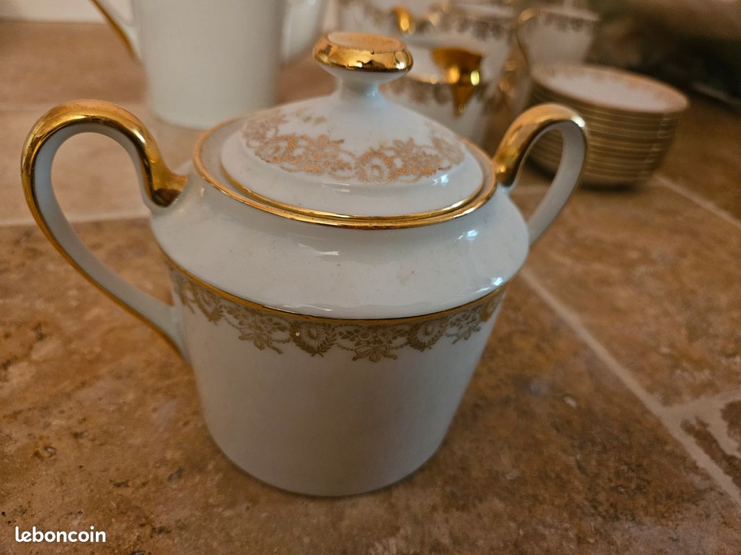 Service à café de Limoges 12 pièces (image 6)