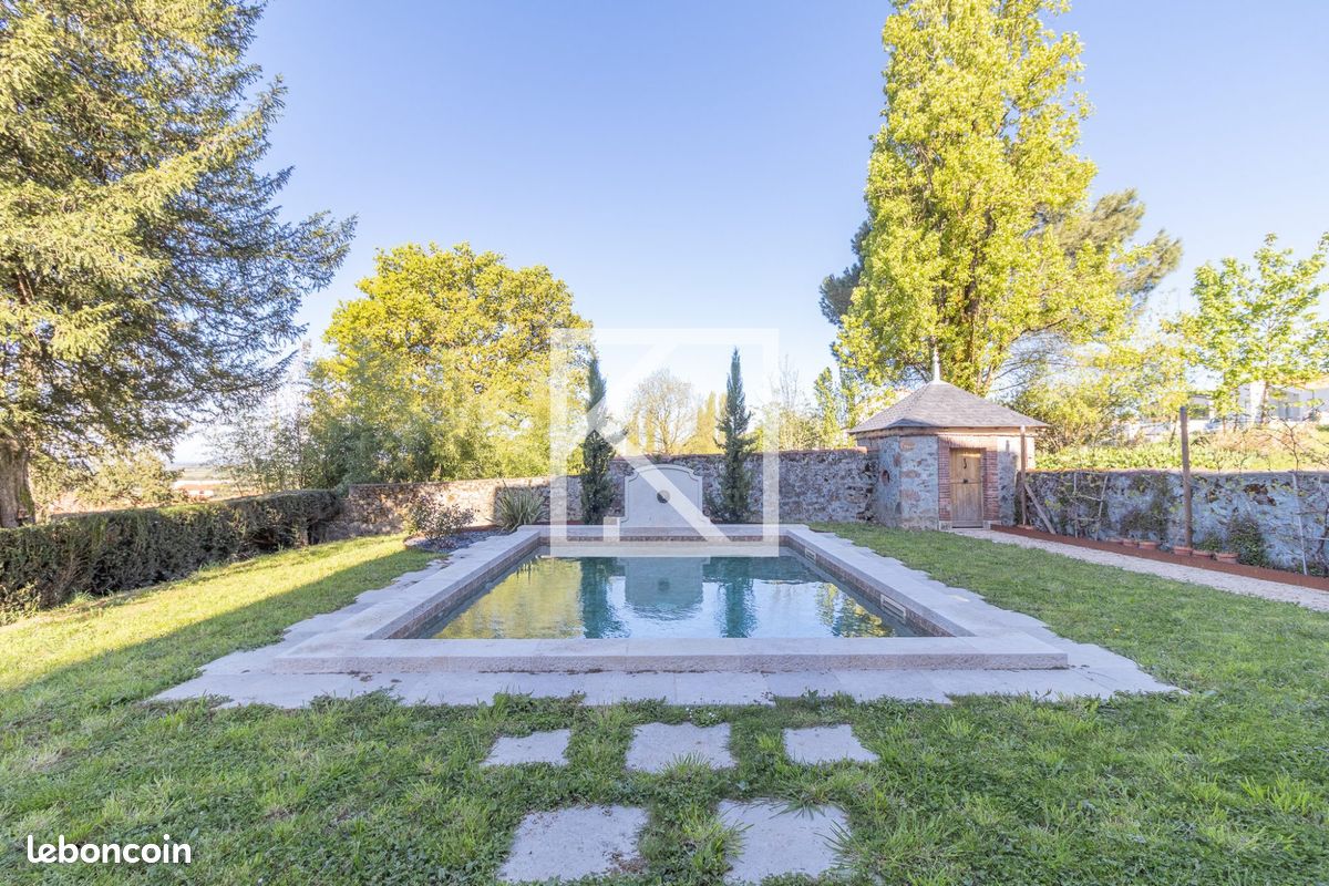 Propriété 9 pièces 296 m² (image 15)