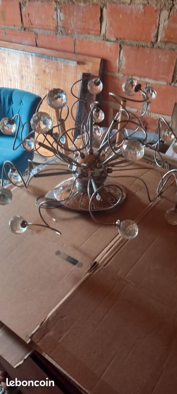 Lustre (image 1)