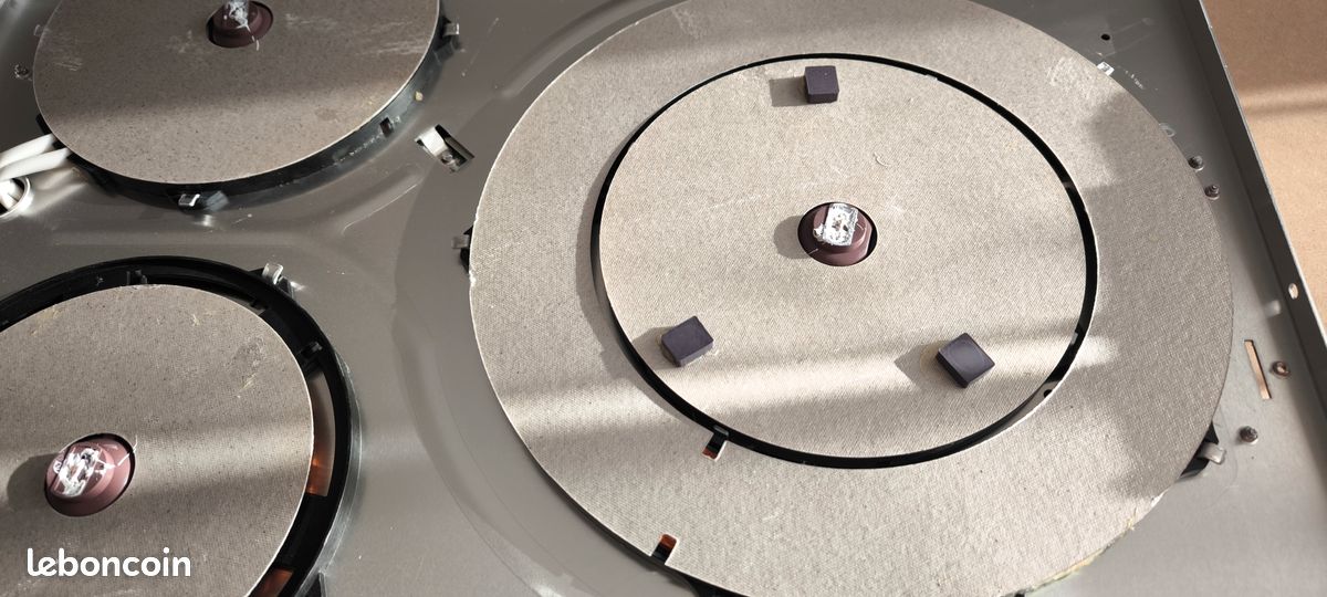 Pièce détachées Table à induction Modèle Numéro NZ63M3NM1BB (image 5)