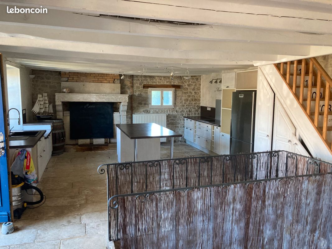 Location Maison type longère 160m2 - Saint-Christophe-sur-Roc 79220 (image principale 2)