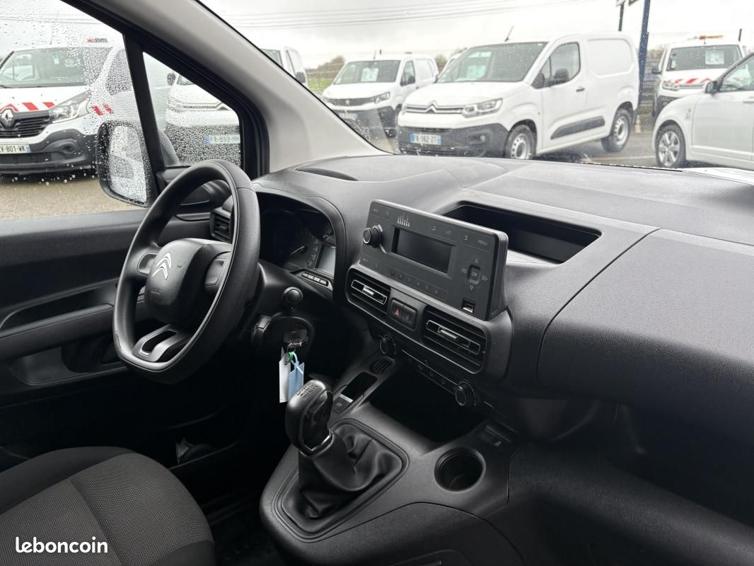 Citroën Berlingo M 650KG 1.5 BHDI 75CV BVM5 CLUB - TVA RECUPERABLE 9160 HT (image 7)