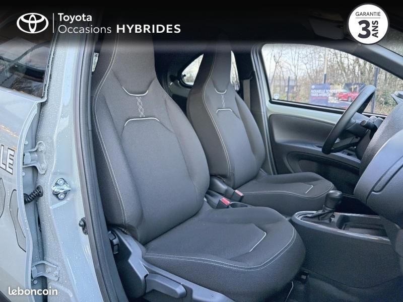 Toyota Aygo X 116h Graphic (image 6)