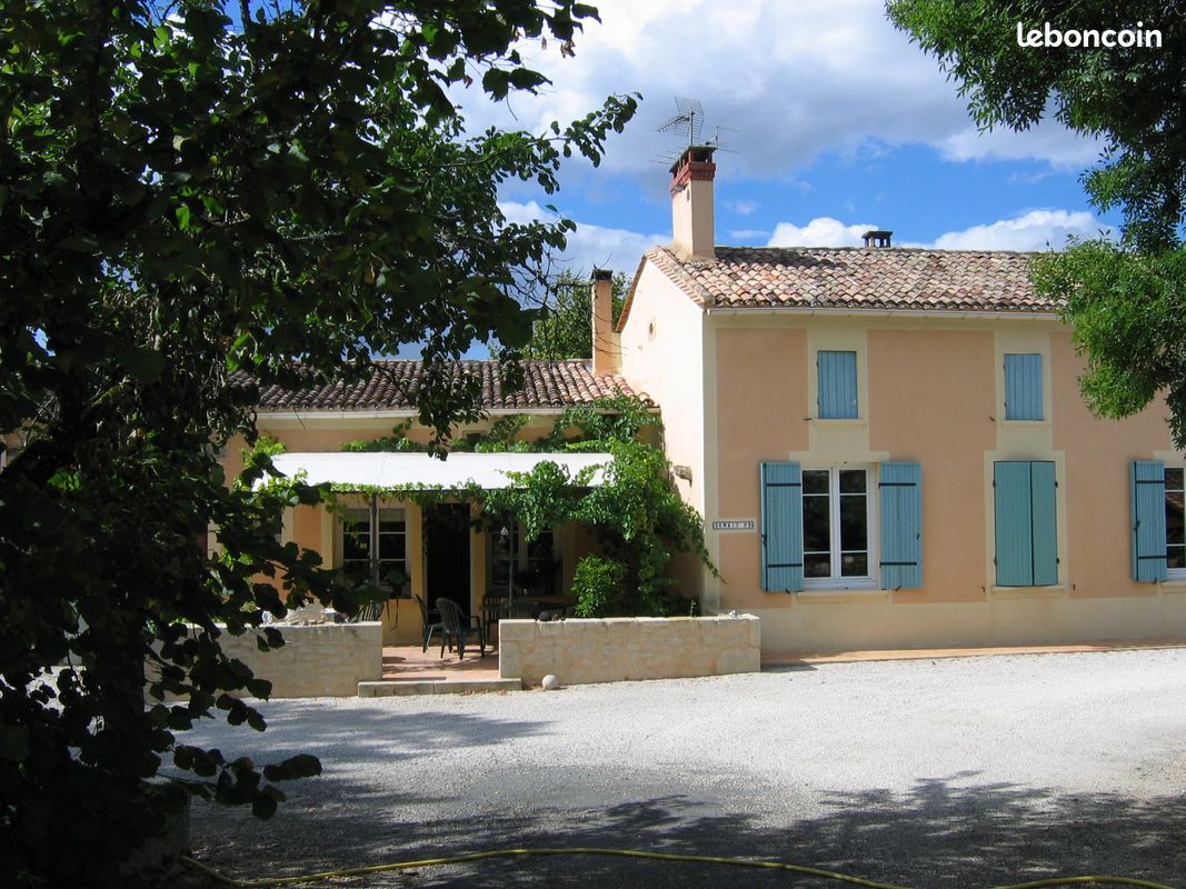 Location grande maison - Sauveterre-de-Guyenne 33540 (image principale 0)