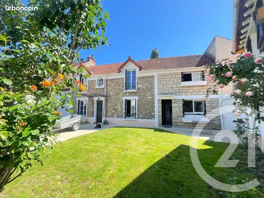 Maison 5 pièces 110 m² · à Pontault-Combault · 110 m² · 397 000 €