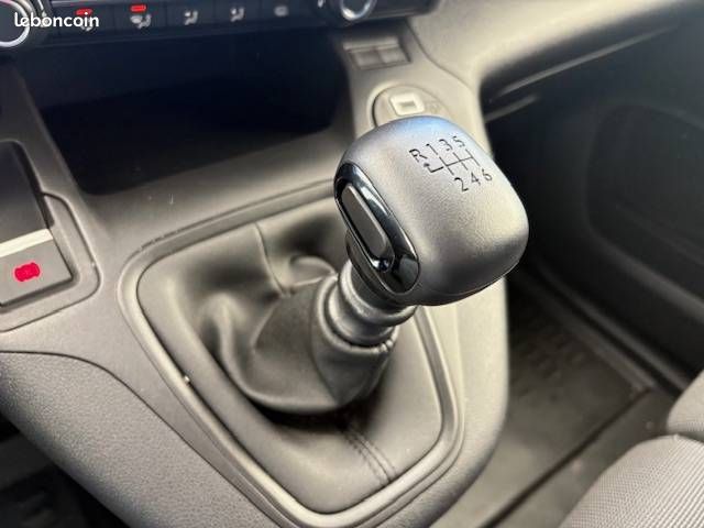Peugeot partner fourgon m 650 kg bluehdi 100 s&s bvm6 (image 13)