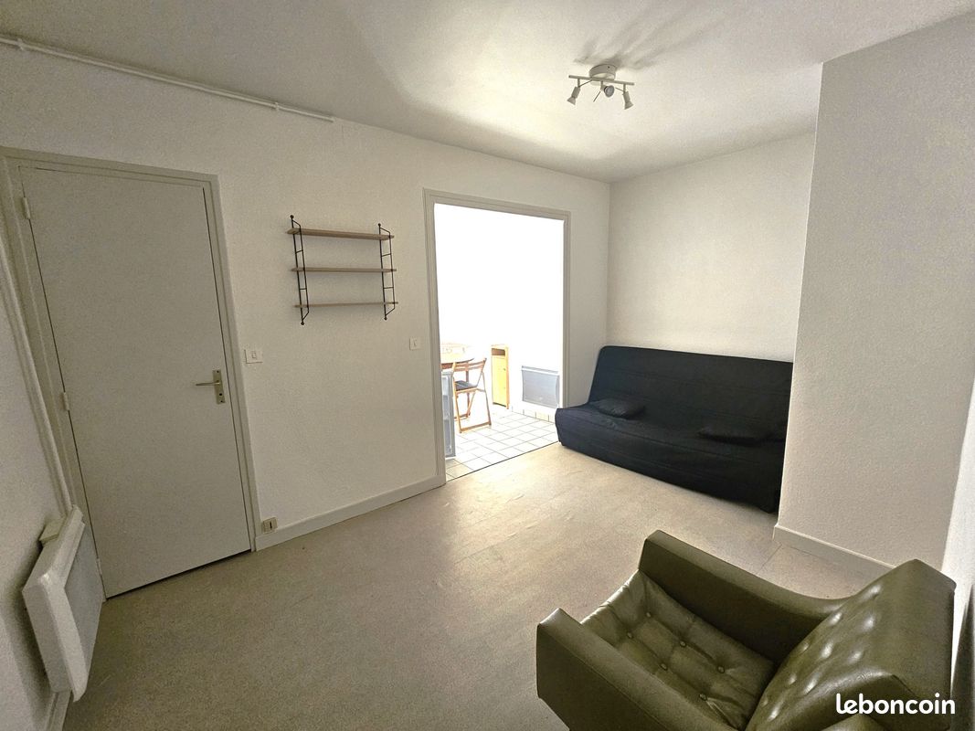 Appartement 1 pièce 23 m² · à Feurs · 23 m² · 298 €