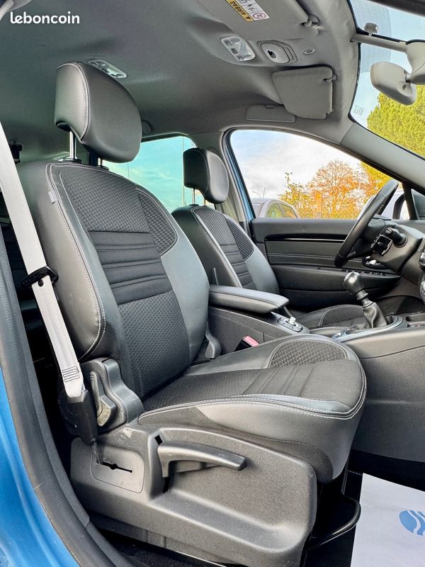 RENAULT Scenic TCE 130 ENERGY BOSE ÉDITION / CT OK / SUIVIE CONCESSION COMPLET/ RAS (image 9)
