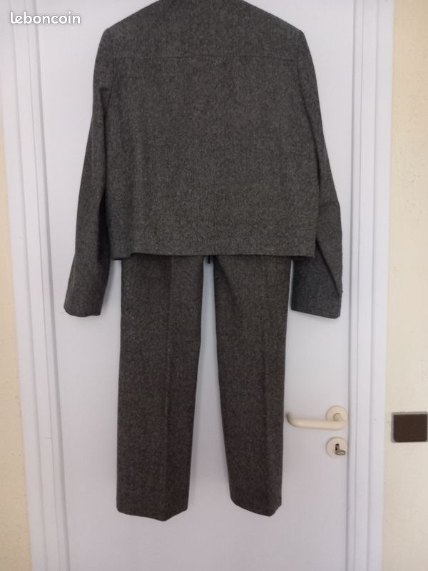 Tailleur veste et pantalon 