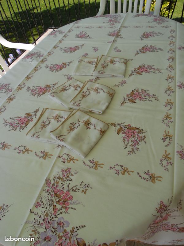 Nappe polyesther + 6 serviettes (image 1)