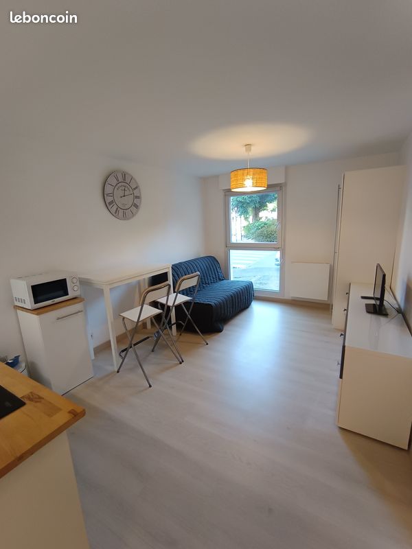 Agréable studio meublé (image 2)
