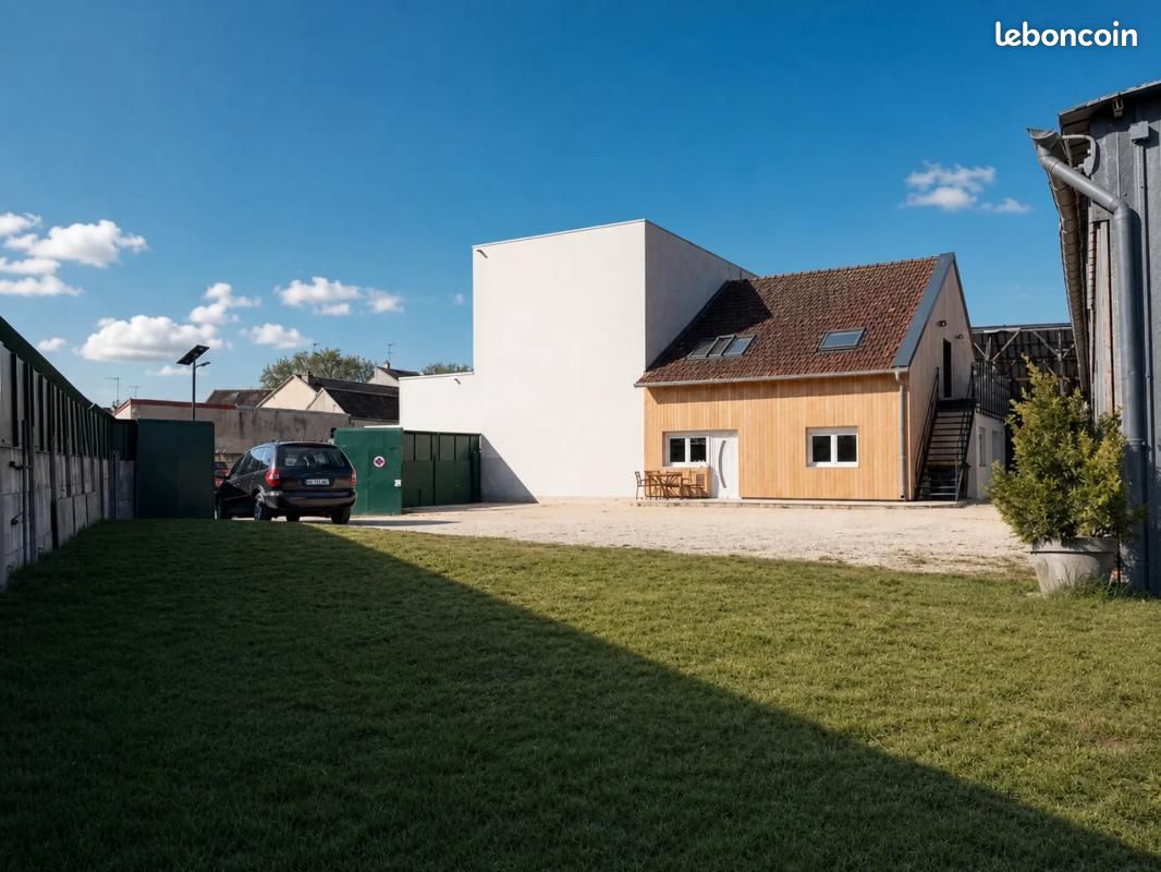 Appartement 10 pièces 200 m² · à Bourges · 200 m² · 516 000 €