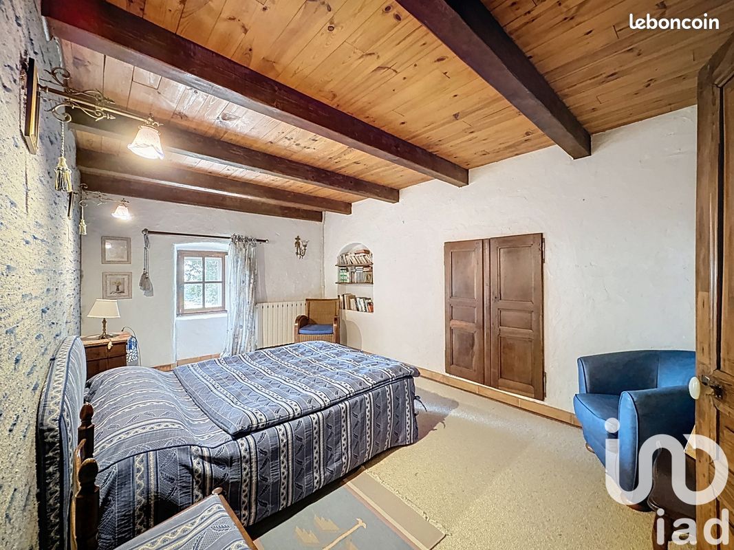 Propriété 8 pièces 275 m² (image 5)