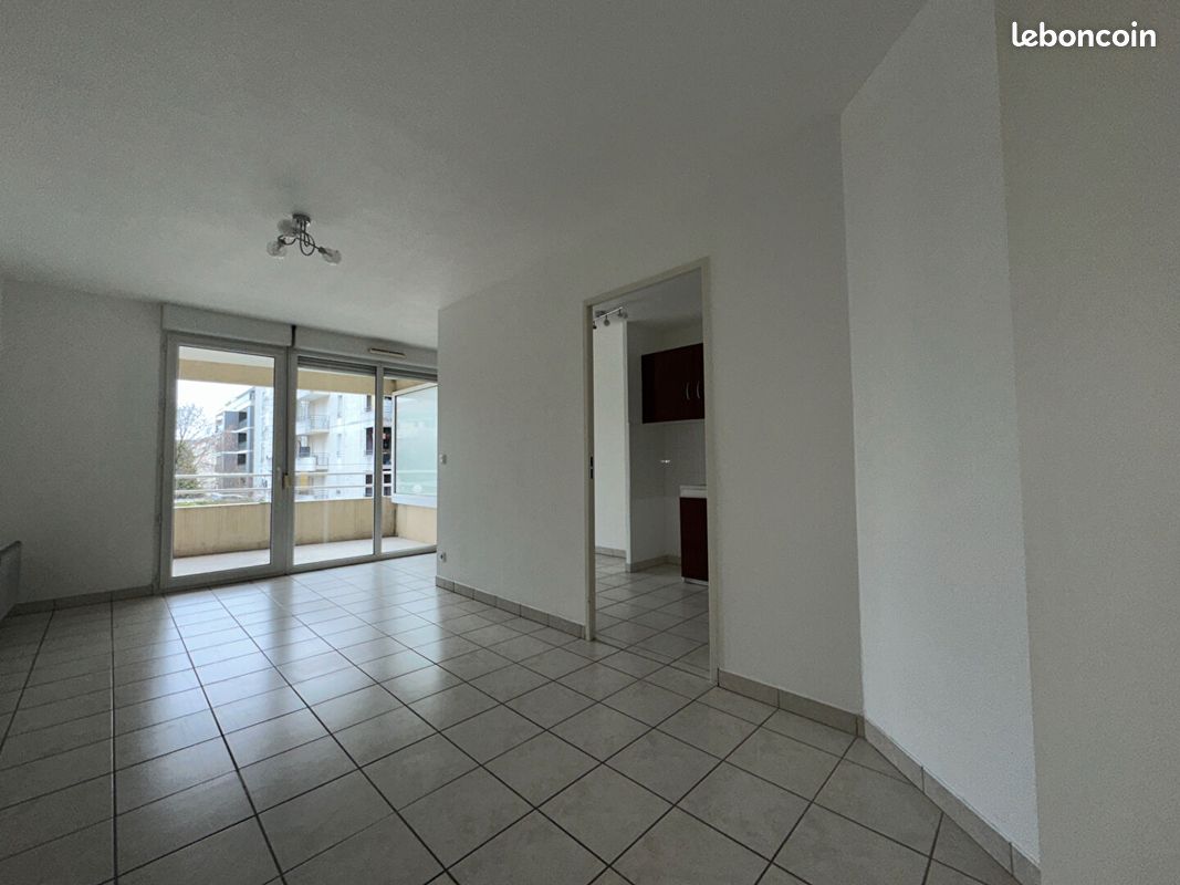 Appartement 2 pièces 45 m² · à Voiron · 45 m² · 645 €/mois