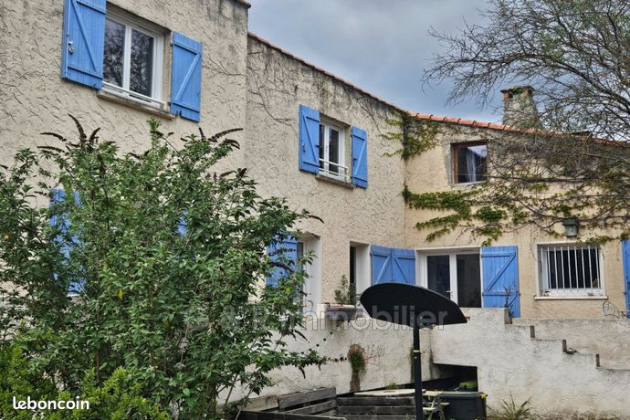 Maison 6 pièces 210 m²