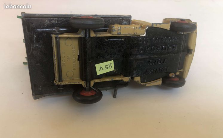 DINKY TOYS DIE CAST 412 BEDFORD VAN AA