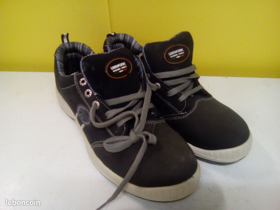 Chaussures securitée T44 Neuve UNIWORK Cavok (image 1)