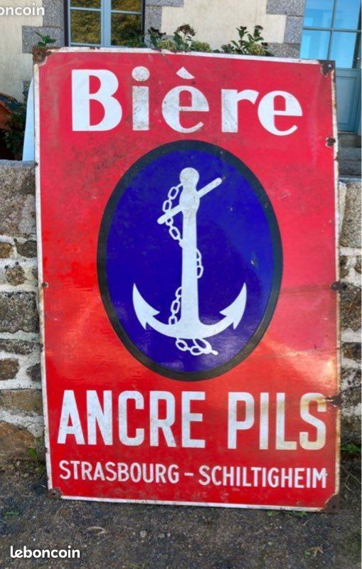ANCIENNE PLAQUE EN fonte d'Aluminium jolis décors no émaillée