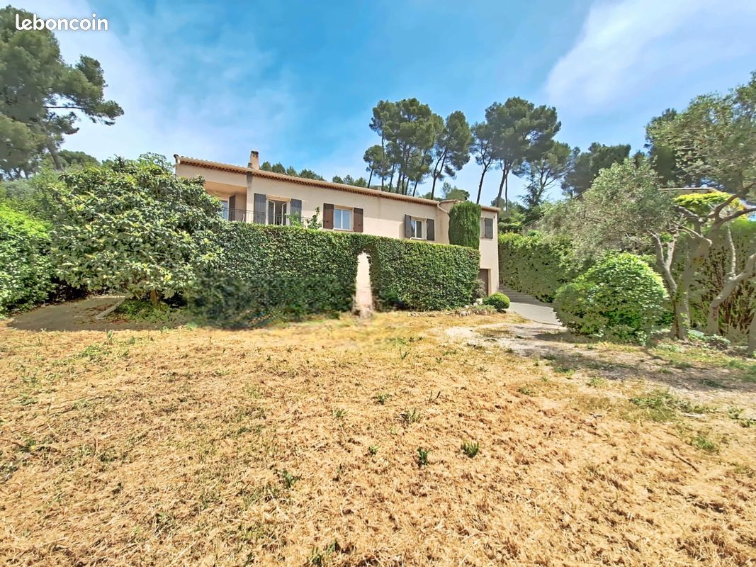 Maison 8 pièces 180 m² · à Allauch · 180 m² · 699 000 €