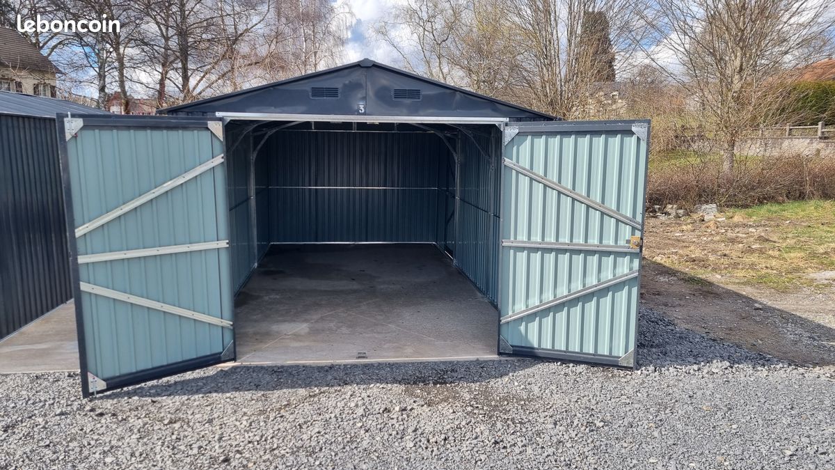 Garage à louer · à Saint-Privat · 60 €/mois