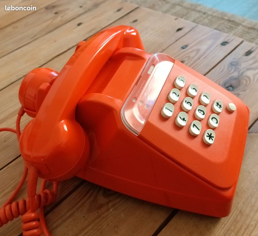 Téléphone Vintage Socotel S63 Orange – à Touches – Fonctionnel, Bonne Condition