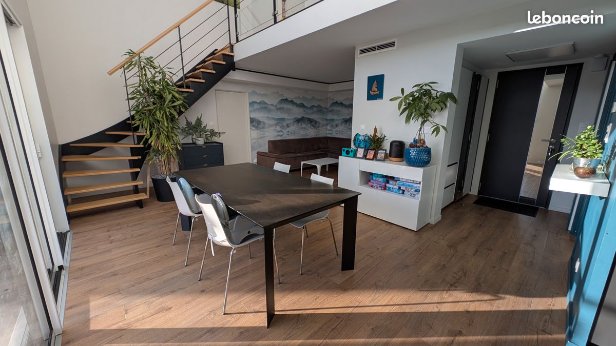 Maison 5 pièces 132 m² · à Vouillé · 132 m² · 1 230 €/mois