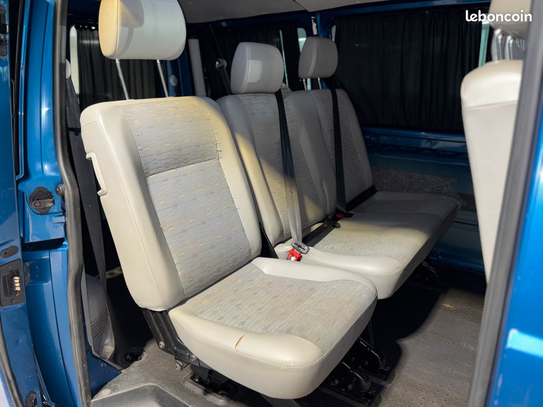 Volkswagen Transporter Combi 2.0 TDI 102ch Business Line "9 places/Suivi" (image 7)