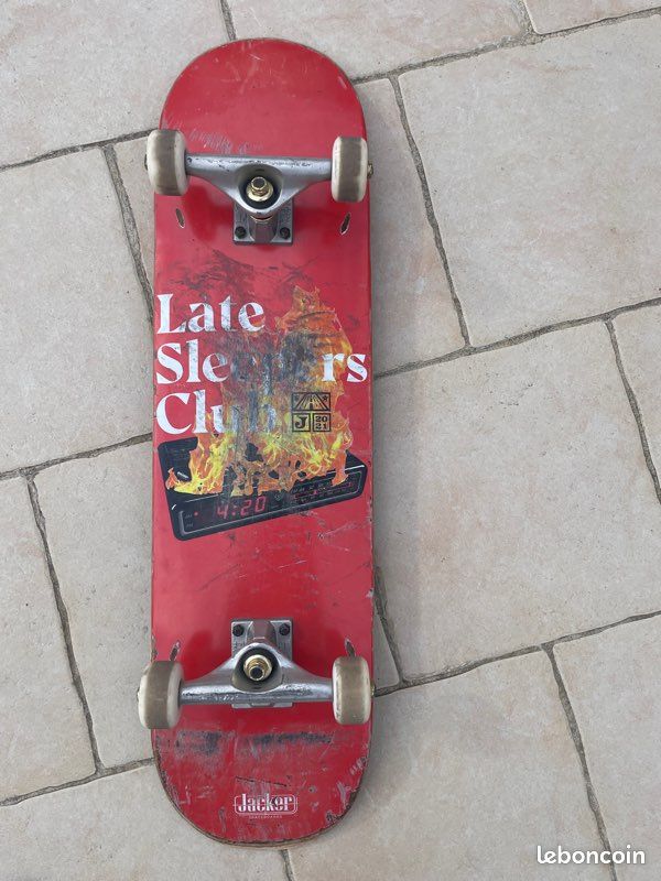 Skate board (image 1)