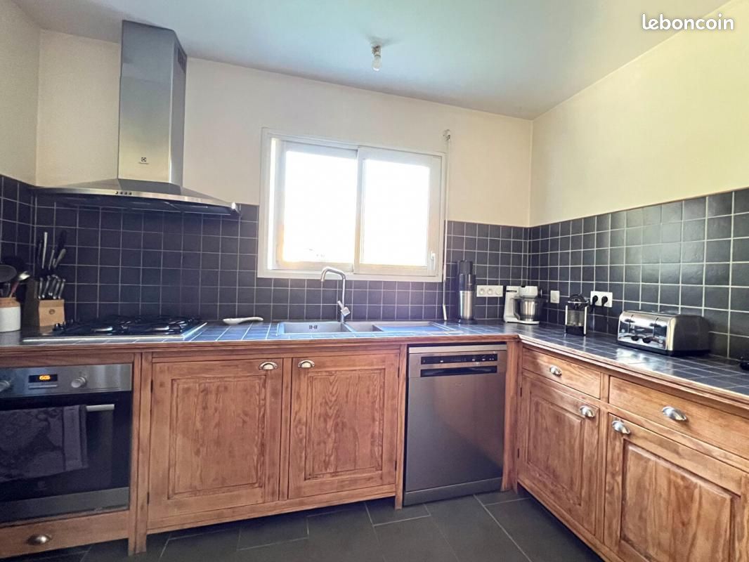 Maison 5 pièces 98 m² - Pouillon 40350 (image principale 10)