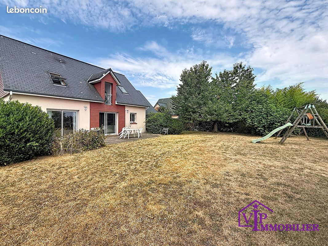 Maison 7 pièces 138 m² · à Franqueville-Saint-Pierre · 138 m² · 399 500 €