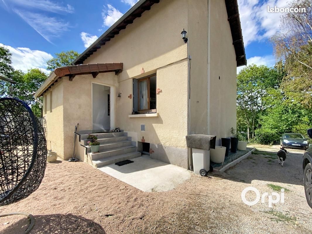 Maison 4 pièces 83 m² · à Saint-Éloy-les-Mines · 83 m² · 115 000 €