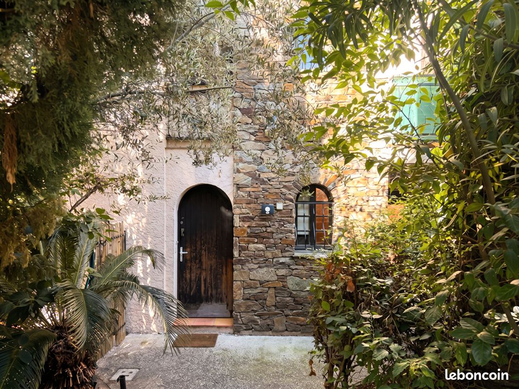 Maison 8 pièces 176 m² · à Bormes-les-Mimosas · 176 m² · 620 000 €