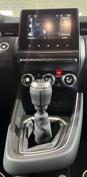 Renault Clio 1.0 TCE 90 TECHNO 15.990 HT PRIX SPECIAL VENTE EXPORT ALGERIE/TUNISIE (image 4)