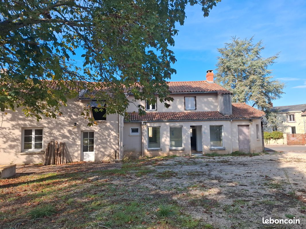 Maison 7 pièces 166 m² · à Guesnes · 166 m² · 112 000 €