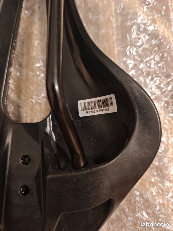 Selle de vélo de route entièrement en fibre de carbone, impression 3D, siège avant confortable, accent d'abeille creux, dissipation thermique, virus, nouveau  18