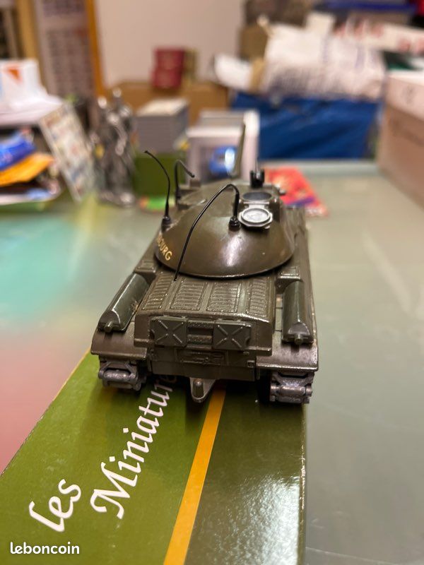 Solido char AMX 30 et sa boîte - Modélisme