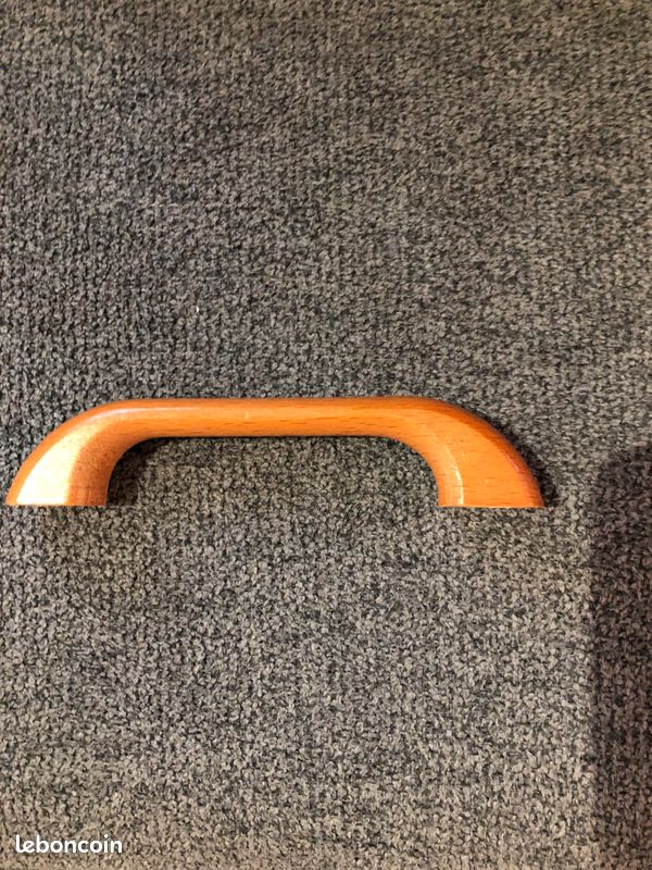 Lot de 13 Poignées de porte (image 1)