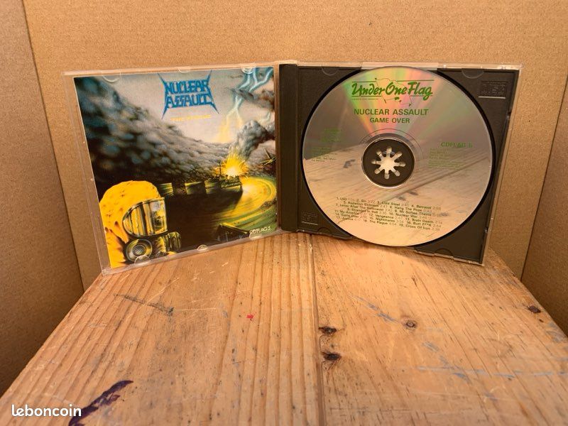 CD Trash - Nuclear Assault – Game Over- 1987 (image 3)