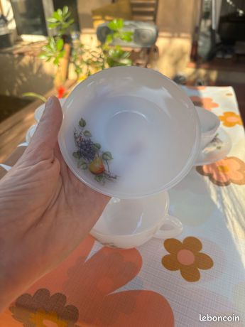 LOT TASSES À café Arcopal à fleurs vintage EUR 14,90 - PicClick FR