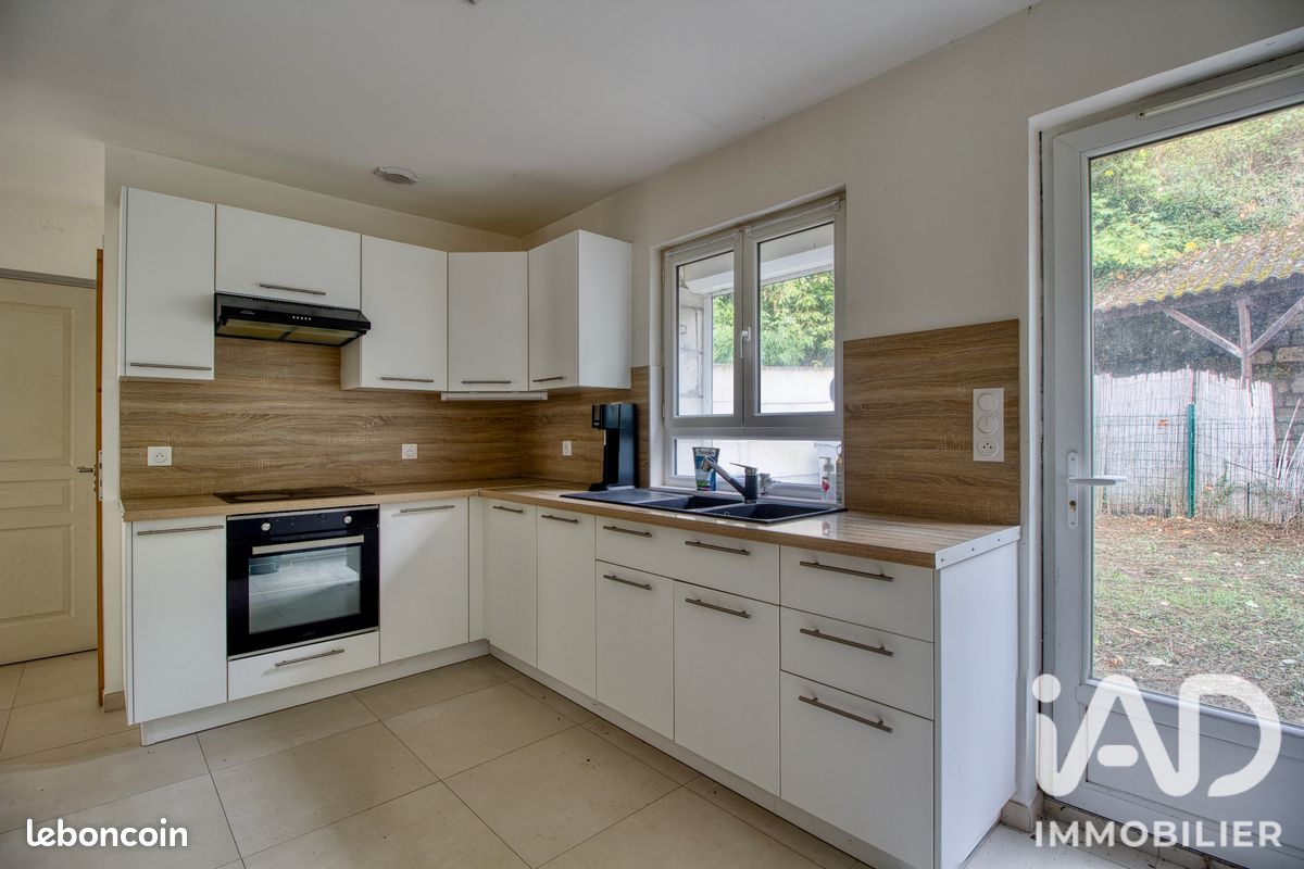 Maison 6 pièces 127 m² · à Saint-Leu-d'Esserent · 127 m² · 220 000 €