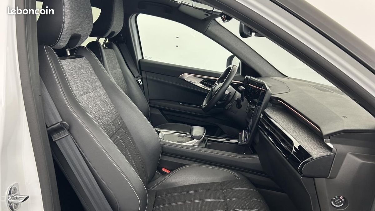 Renault Austral E-Tech hybrid 200 Techno 5p (image 14)