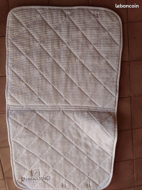 Tapis de selle dressage (image 2)