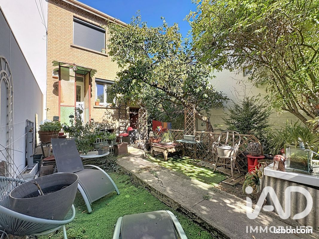 Maison 2 pièces 34 m² · à Bois-Colombes · 34 m² · 230 000 €