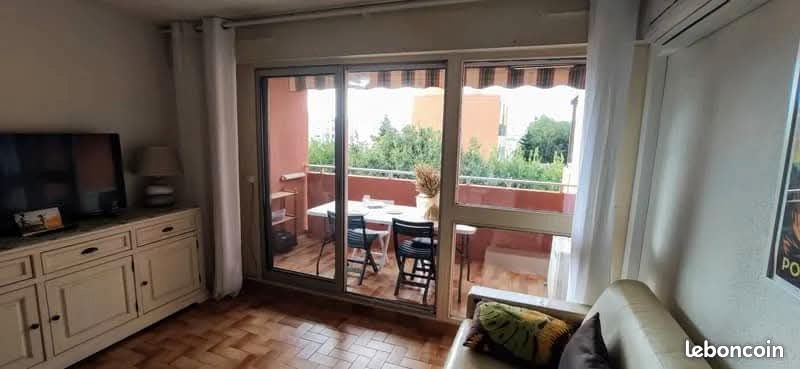 Appartement 2 pièces 32 m² · à Le Lavandou · 32 m² · 730 €