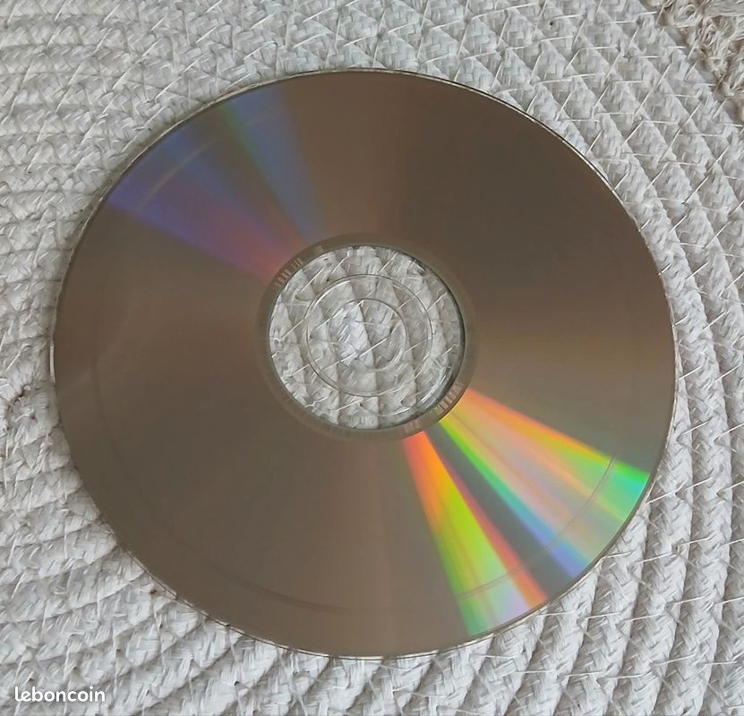Dvd titanic en bon état (image 4)