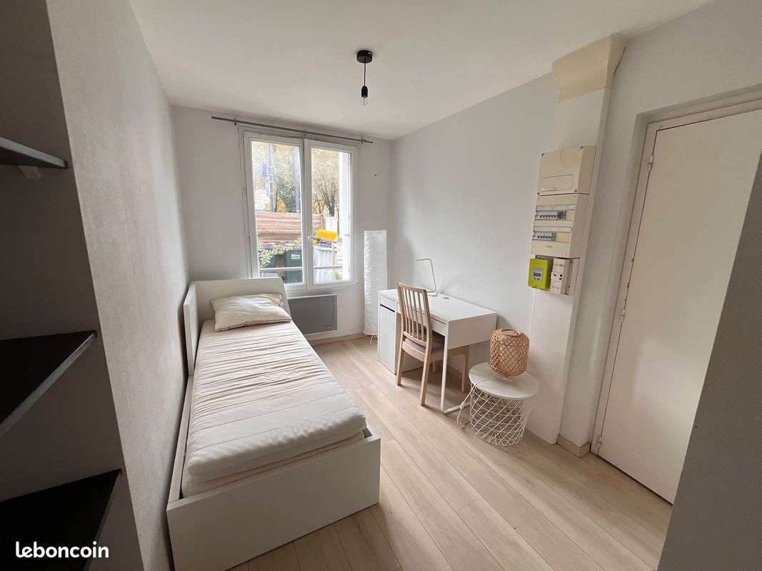 Appartement 1 pièce 14 m² · à Brest · 14 m² · 335 €/mois