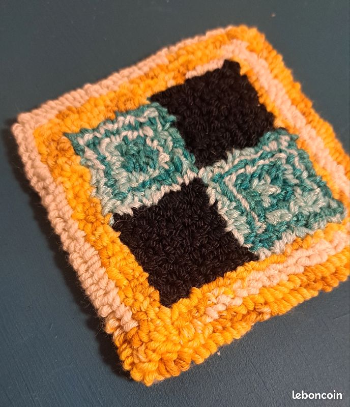 Mini tapis motif géographique (image 1)