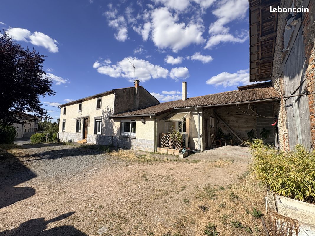 Maison 4 pièces 103 m² · à Saint-Clément-de-Régnat · 103 m² · 179 350 €