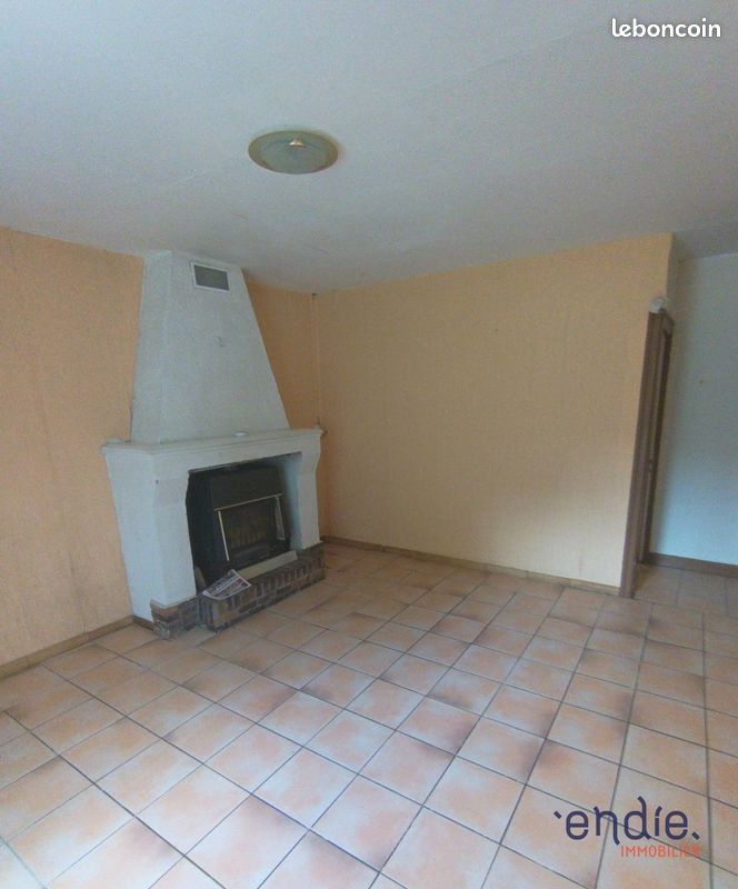 Maison 5 pièces 60 m² - Terres-de-Haute-Charente 16270 Roumazières-Loubert (image principale 1)